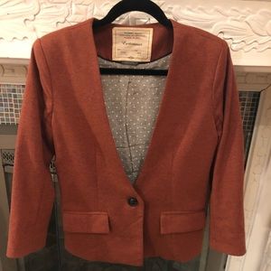 Cartonniere orangish/red blazer